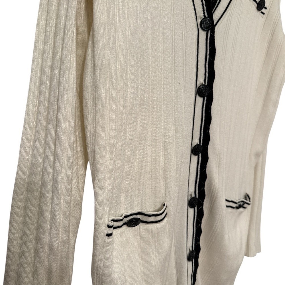 Liz Claiborne Women's Cardigan with Black Trim - Picture 7 of 7